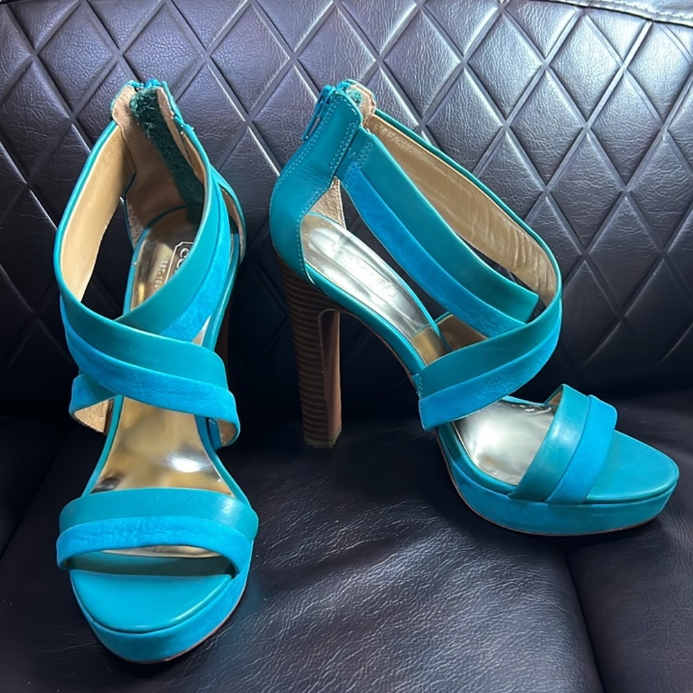 Coach teal blue leather & suede strappy high heel with zipper back. Size 7.